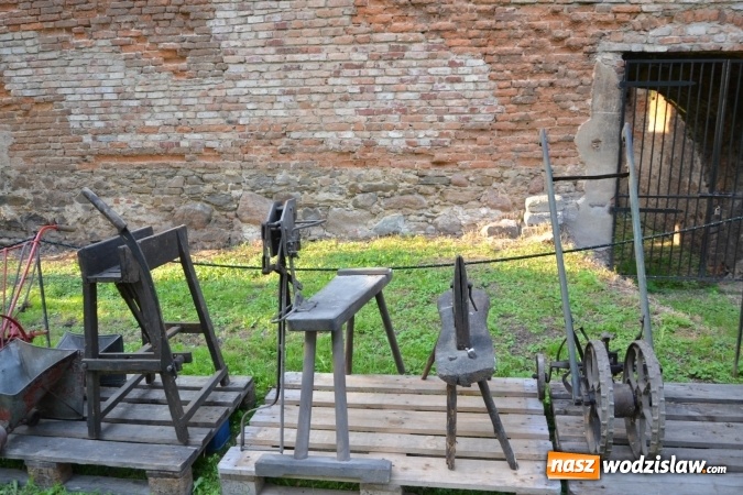 Zdjęcie w galerii na portalu naszwodzislaw.com: Dożynki wojewódzkie w Tworkowie - w sobotę rozpoczęła się zabawa wiadomości z regionu