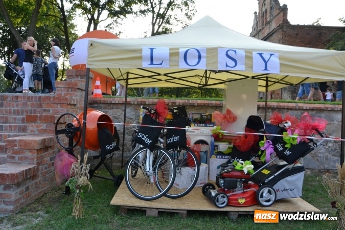 Zdjęcie w galerii na portalu naszwodzislaw.com: Dożynki wojewódzkie w Tworkowie - w sobotę rozpoczęła się zabawa wiadomości z regionu