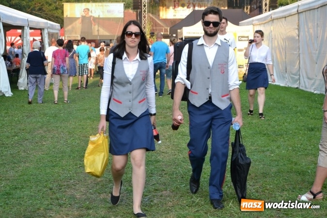 Zdjęcie w galerii na portalu naszwodzislaw.com: Dożynki wojewódzkie w Tworkowie - w sobotę rozpoczęła się zabawa wiadomości z regionu