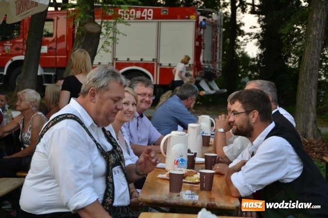 Zdjęcie w galerii na portalu naszwodzislaw.com: Dożynki wojewódzkie w Tworkowie - w sobotę rozpoczęła się zabawa wiadomości z regionu