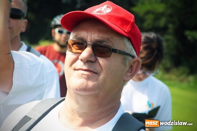 Zdjęcie w galerii na portalu naszwodzislaw.com: Około 600 rowerzystów na drogach naszego powiatu. Wystartował kolejny rajd  wiadomości z regionu