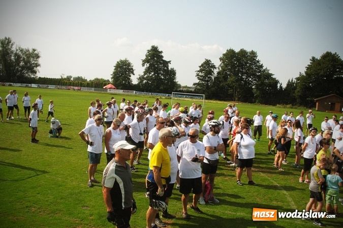 Zdjęcie w galerii na portalu naszwodzislaw.com: Około 600 rowerzystów na drogach naszego powiatu. Wystartował kolejny rajd  wiadomości z regionu