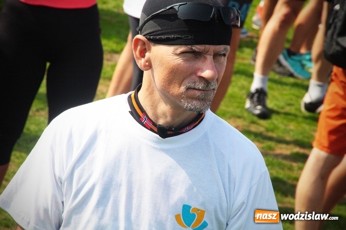 Zdjęcie w galerii na portalu naszwodzislaw.com: Około 600 rowerzystów na drogach naszego powiatu. Wystartował kolejny rajd  wiadomości z regionu
