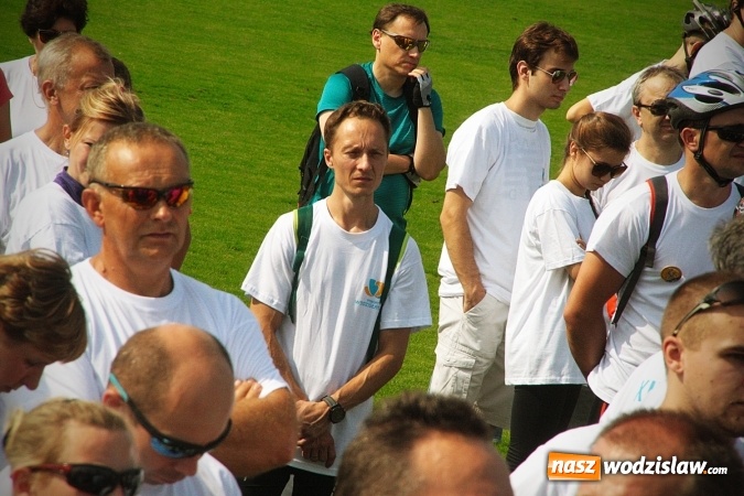 Zdjęcie w galerii na portalu naszwodzislaw.com: Około 600 rowerzystów na drogach naszego powiatu. Wystartował kolejny rajd  wiadomości z regionu