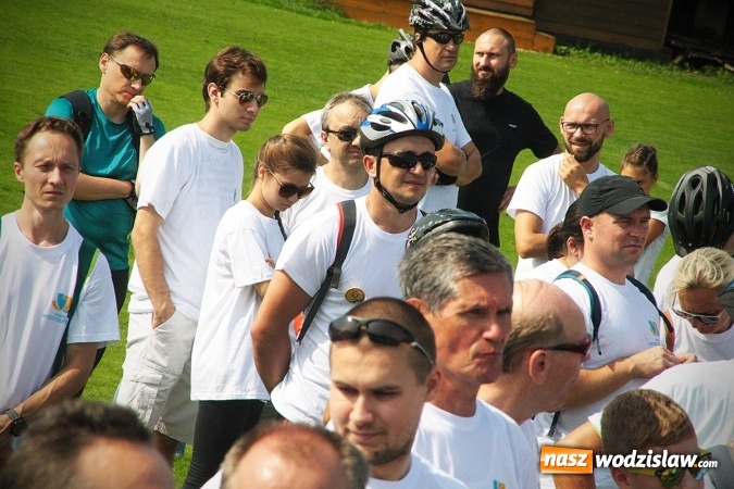 Zdjęcie w galerii na portalu naszwodzislaw.com: Około 600 rowerzystów na drogach naszego powiatu. Wystartował kolejny rajd  wiadomości z regionu