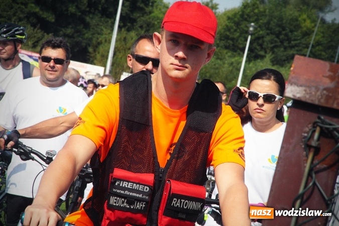 Zdjęcie w galerii na portalu naszwodzislaw.com: Około 600 rowerzystów na drogach naszego powiatu. Wystartował kolejny rajd  wiadomości z regionu