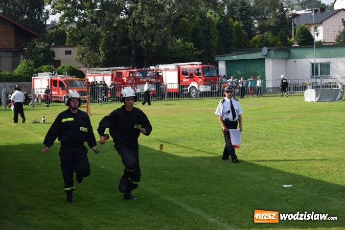 Zdjęcie w galerii na portalu naszwodzislaw.com: Gminne zawody sportowo-pożarnicze w Lubomi. Gospodarze najlepsi w każdej z grup! wiadomości z regionu