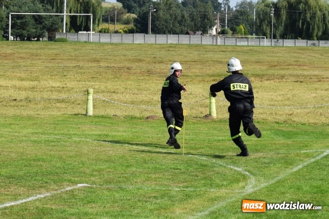 Zdjęcie w galerii na portalu naszwodzislaw.com: Gminne zawody sportowo-pożarnicze w Lubomi. Gospodarze najlepsi w każdej z grup! wiadomości z regionu