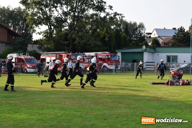 Zdjęcie w galerii na portalu naszwodzislaw.com: Gminne zawody sportowo-pożarnicze w Lubomi. Gospodarze najlepsi w każdej z grup! wiadomości z regionu