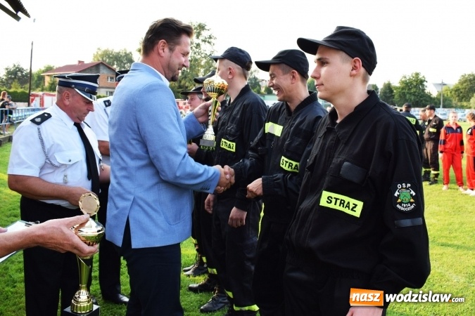 Zdjęcie w galerii na portalu naszwodzislaw.com: Gminne zawody sportowo-pożarnicze w Lubomi. Gospodarze najlepsi w każdej z grup! wiadomości z regionu