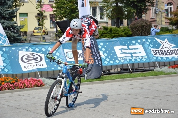 Zdjęcie w galerii na portalu naszwodzislaw.com: Drugi dzień Extreme Bike Tour na wodzisławskim Rynku wiadomości z regionu