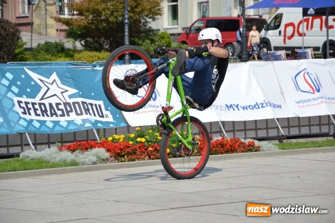Zdjęcie w galerii na portalu naszwodzislaw.com: Drugi dzień Extreme Bike Tour na wodzisławskim Rynku wiadomości z regionu