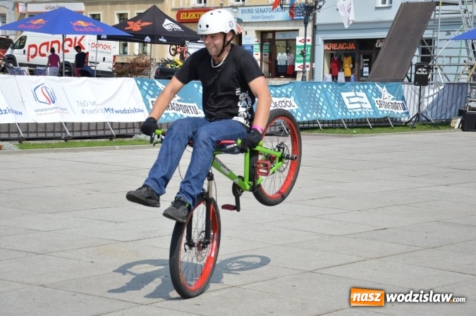 Zdjęcie w galerii na portalu naszwodzislaw.com: Drugi dzień Extreme Bike Tour na wodzisławskim Rynku wiadomości z regionu