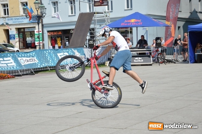 Zdjęcie w galerii na portalu naszwodzislaw.com: Drugi dzień Extreme Bike Tour na wodzisławskim Rynku wiadomości z regionu