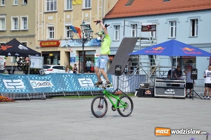 Zdjęcie w galerii na portalu naszwodzislaw.com: Drugi dzień Extreme Bike Tour na wodzisławskim Rynku wiadomości z regionu