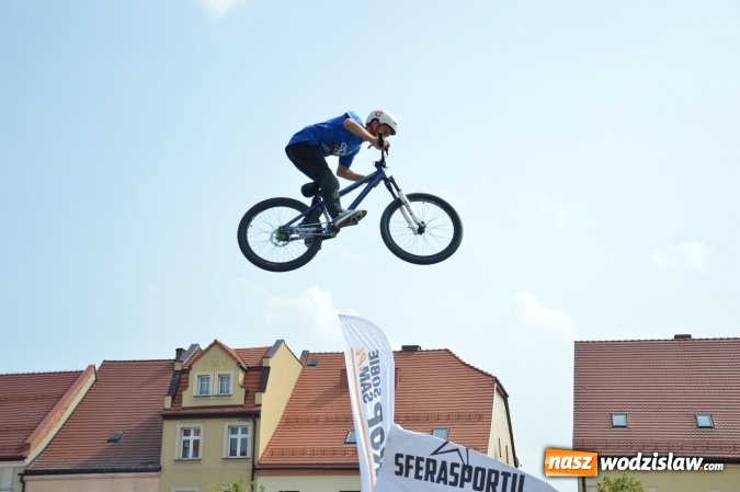 Zdjęcie w galerii na portalu naszwodzislaw.com: Drugi dzień Extreme Bike Tour na wodzisławskim Rynku wiadomości z regionu