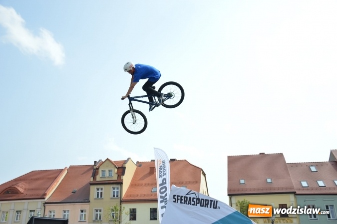 Zdjęcie w galerii na portalu naszwodzislaw.com: Drugi dzień Extreme Bike Tour na wodzisławskim Rynku wiadomości z regionu