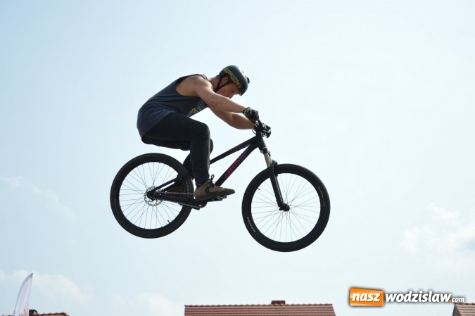 Zdjęcie w galerii na portalu naszwodzislaw.com: Drugi dzień Extreme Bike Tour na wodzisławskim Rynku wiadomości z regionu