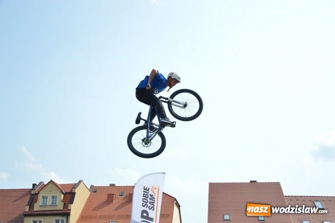 Zdjęcie w galerii na portalu naszwodzislaw.com: Drugi dzień Extreme Bike Tour na wodzisławskim Rynku wiadomości z regionu