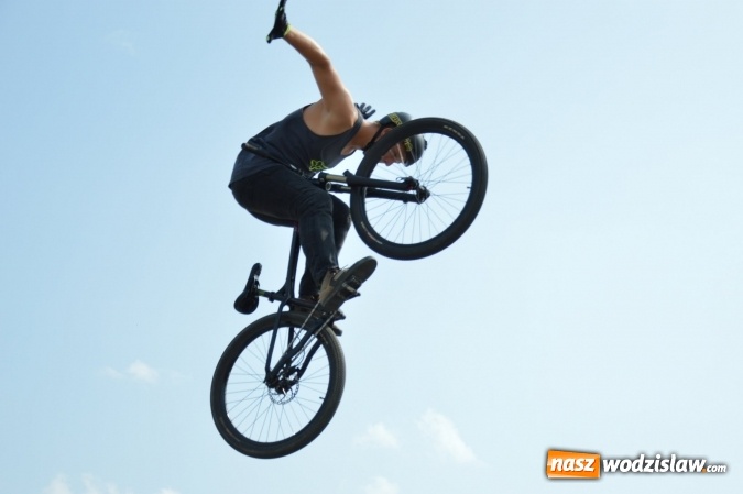 Zdjęcie w galerii na portalu naszwodzislaw.com: Drugi dzień Extreme Bike Tour na wodzisławskim Rynku wiadomości z regionu