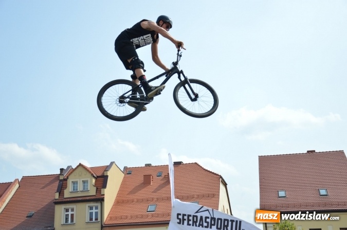 Zdjęcie w galerii na portalu naszwodzislaw.com: Drugi dzień Extreme Bike Tour na wodzisławskim Rynku wiadomości z regionu