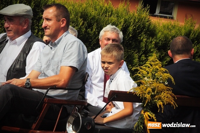 Zdjęcie w galerii na portalu naszwodzislaw.com: Plon niesiemy, plon. W gospodarza dom. Dożynki w Marklowicach  wiadomości z regionu
