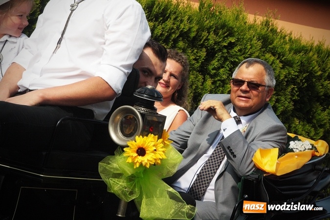 Zdjęcie w galerii na portalu naszwodzislaw.com: Plon niesiemy, plon. W gospodarza dom. Dożynki w Marklowicach  wiadomości z regionu