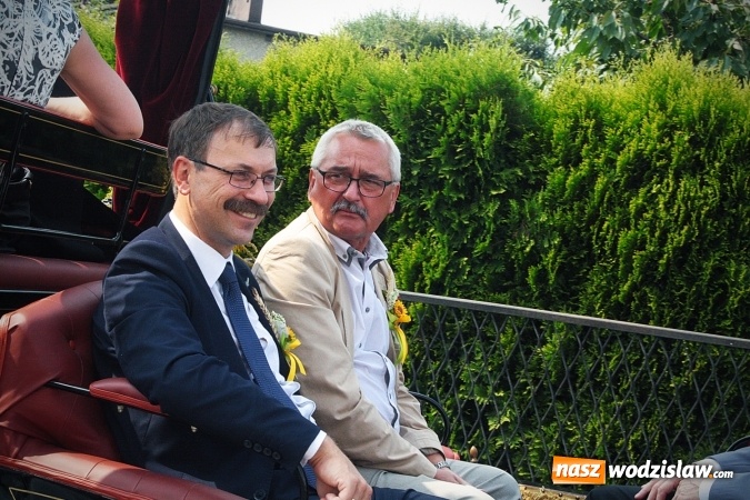 Zdjęcie w galerii na portalu naszwodzislaw.com: Plon niesiemy, plon. W gospodarza dom. Dożynki w Marklowicach  wiadomości z regionu