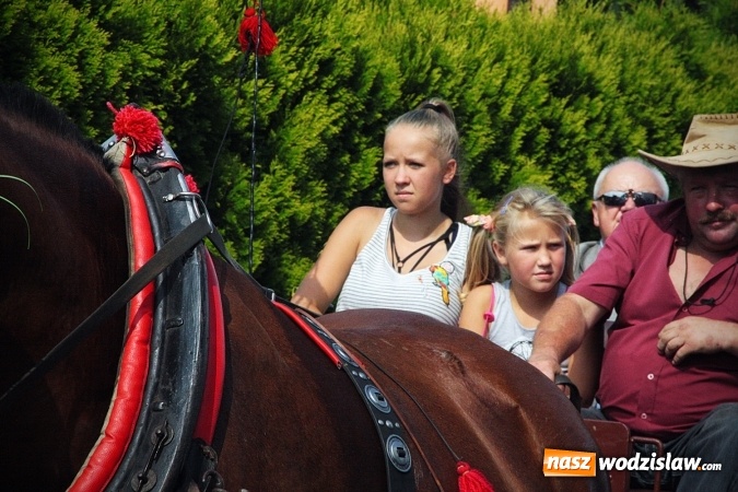 Zdjęcie w galerii na portalu naszwodzislaw.com: Plon niesiemy, plon. W gospodarza dom. Dożynki w Marklowicach  wiadomości z regionu