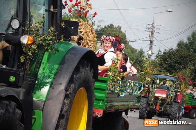 Zdjęcie w galerii na portalu naszwodzislaw.com: Plon niesiemy, plon. W gospodarza dom. Dożynki w Marklowicach  wiadomości z regionu