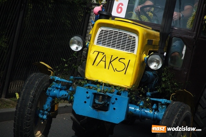 Zdjęcie w galerii na portalu naszwodzislaw.com: Plon niesiemy, plon. W gospodarza dom. Dożynki w Marklowicach  wiadomości z regionu