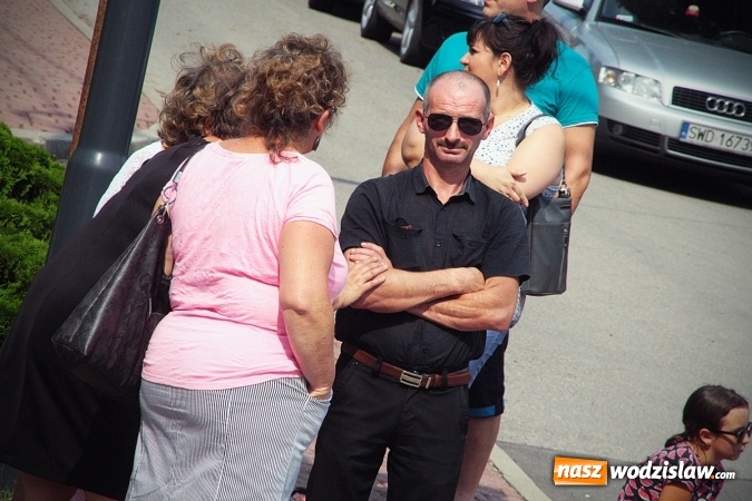 Zdjęcie w galerii na portalu naszwodzislaw.com: Plon niesiemy, plon. W gospodarza dom. Dożynki w Marklowicach  wiadomości z regionu