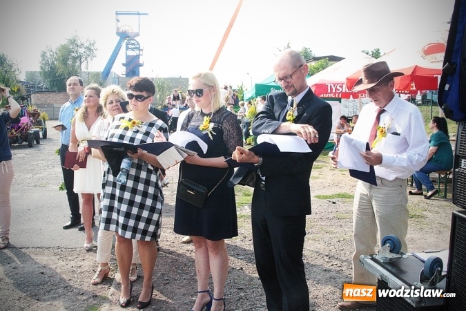 Zdjęcie w galerii na portalu naszwodzislaw.com: Plon niesiemy, plon. W gospodarza dom. Dożynki w Marklowicach  wiadomości z regionu