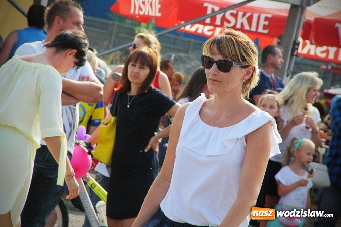 Zdjęcie w galerii na portalu naszwodzislaw.com: Plon niesiemy, plon. W gospodarza dom. Dożynki w Marklowicach  wiadomości z regionu
