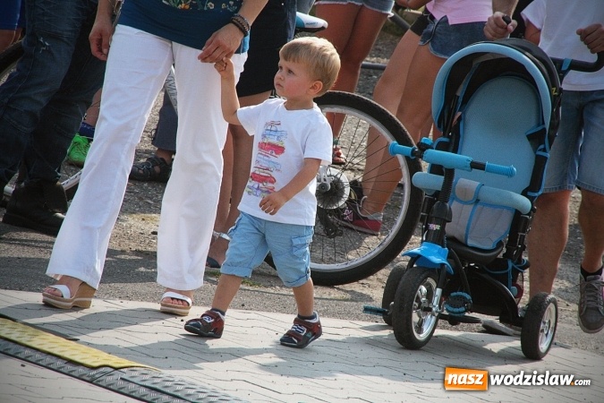 Zdjęcie w galerii na portalu naszwodzislaw.com: Plon niesiemy, plon. W gospodarza dom. Dożynki w Marklowicach  wiadomości z regionu