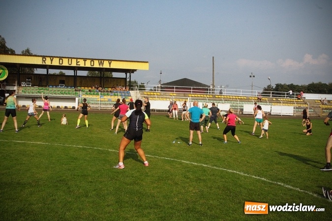 Zdjęcie w galerii na portalu naszwodzislaw.com: Kenijczycy zwycięzcami XXV Biegu Ulicznego o Puchar Burmistrza Miasta Rydułtowy  wiadomości z regionu