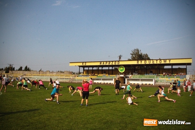 Zdjęcie w galerii na portalu naszwodzislaw.com: Kenijczycy zwycięzcami XXV Biegu Ulicznego o Puchar Burmistrza Miasta Rydułtowy  wiadomości z regionu