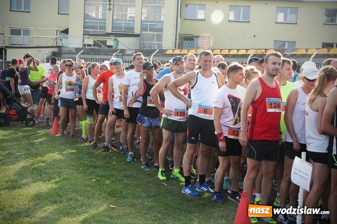 Zdjęcie w galerii na portalu naszwodzislaw.com: Kenijczycy zwycięzcami XXV Biegu Ulicznego o Puchar Burmistrza Miasta Rydułtowy  wiadomości z regionu
