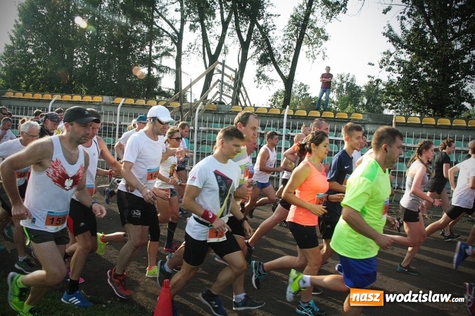 Zdjęcie w galerii na portalu naszwodzislaw.com: Kenijczycy zwycięzcami XXV Biegu Ulicznego o Puchar Burmistrza Miasta Rydułtowy  wiadomości z regionu