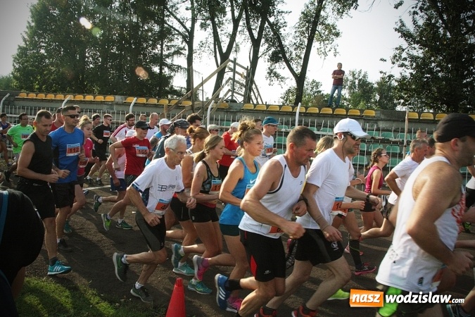 Zdjęcie w galerii na portalu naszwodzislaw.com: Kenijczycy zwycięzcami XXV Biegu Ulicznego o Puchar Burmistrza Miasta Rydułtowy  wiadomości z regionu