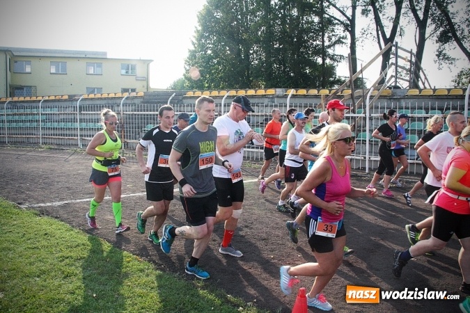 Zdjęcie w galerii na portalu naszwodzislaw.com: Kenijczycy zwycięzcami XXV Biegu Ulicznego o Puchar Burmistrza Miasta Rydułtowy  wiadomości z regionu