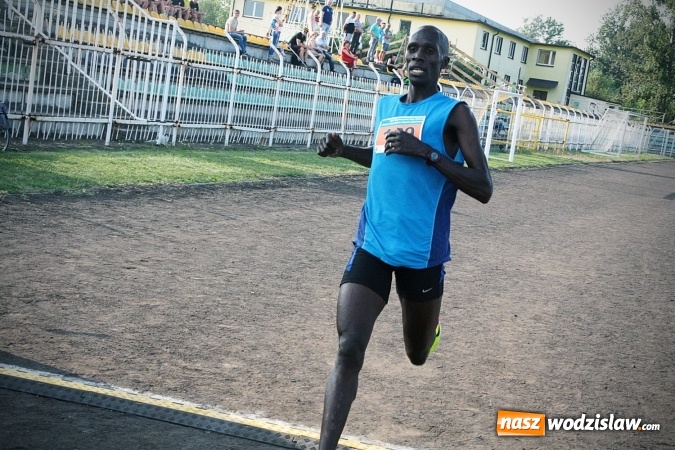 Zdjęcie w galerii na portalu naszwodzislaw.com: Kenijczycy zwycięzcami XXV Biegu Ulicznego o Puchar Burmistrza Miasta Rydułtowy  wiadomości z regionu