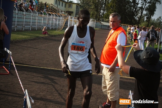 Zdjęcie w galerii na portalu naszwodzislaw.com: Kenijczycy zwycięzcami XXV Biegu Ulicznego o Puchar Burmistrza Miasta Rydułtowy  wiadomości z regionu