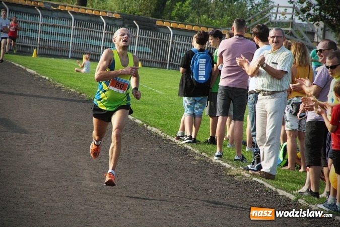 Zdjęcie w galerii na portalu naszwodzislaw.com: Kenijczycy zwycięzcami XXV Biegu Ulicznego o Puchar Burmistrza Miasta Rydułtowy  wiadomości z regionu
