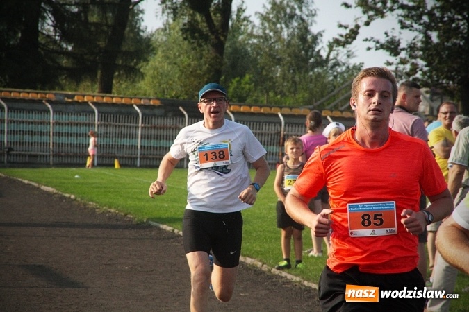 Zdjęcie w galerii na portalu naszwodzislaw.com: Kenijczycy zwycięzcami XXV Biegu Ulicznego o Puchar Burmistrza Miasta Rydułtowy  wiadomości z regionu