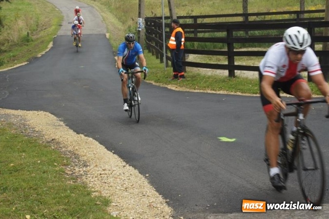 Zdjęcie w galerii na portalu naszwodzislaw.com: XXXI Mistrzostwa Piekarzy i Cukierników w Kolarstwie Szosowym już za nami. Na starcie stanęli zawodnicy z dziewięciu państw  wiadomości z regionu