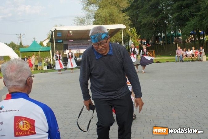 Zdjęcie w galerii na portalu naszwodzislaw.com: XXXI Mistrzostwa Piekarzy i Cukierników w Kolarstwie Szosowym już za nami. Na starcie stanęli zawodnicy z dziewięciu państw  wiadomości z regionu