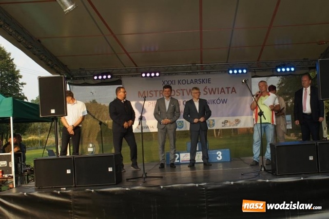 Zdjęcie w galerii na portalu naszwodzislaw.com: XXXI Mistrzostwa Piekarzy i Cukierników w Kolarstwie Szosowym już za nami. Na starcie stanęli zawodnicy z dziewięciu państw  wiadomości z regionu