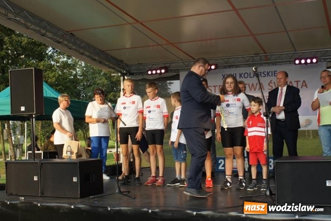 Zdjęcie w galerii na portalu naszwodzislaw.com: XXXI Mistrzostwa Piekarzy i Cukierników w Kolarstwie Szosowym już za nami. Na starcie stanęli zawodnicy z dziewięciu państw  wiadomości z regionu