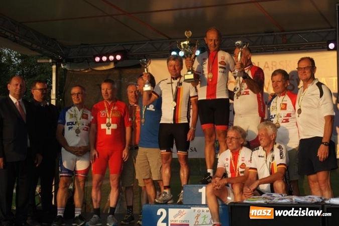 Zdjęcie w galerii na portalu naszwodzislaw.com: XXXI Mistrzostwa Piekarzy i Cukierników w Kolarstwie Szosowym już za nami. Na starcie stanęli zawodnicy z dziewięciu państw  wiadomości z regionu